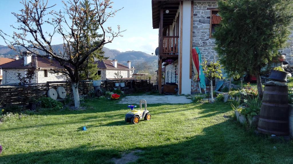Semana Guesthouse Vrata Exterior foto